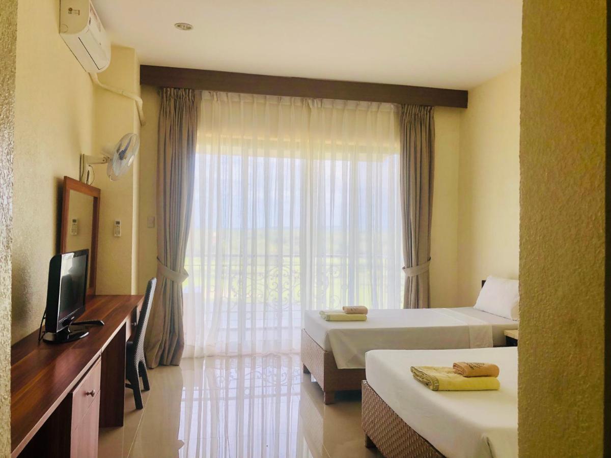 ควีนส์ ไอส์แลนด์ กอล์ฟ แอนด์ วิลเลจ Hotel Medellin ภายนอก รูปภาพ