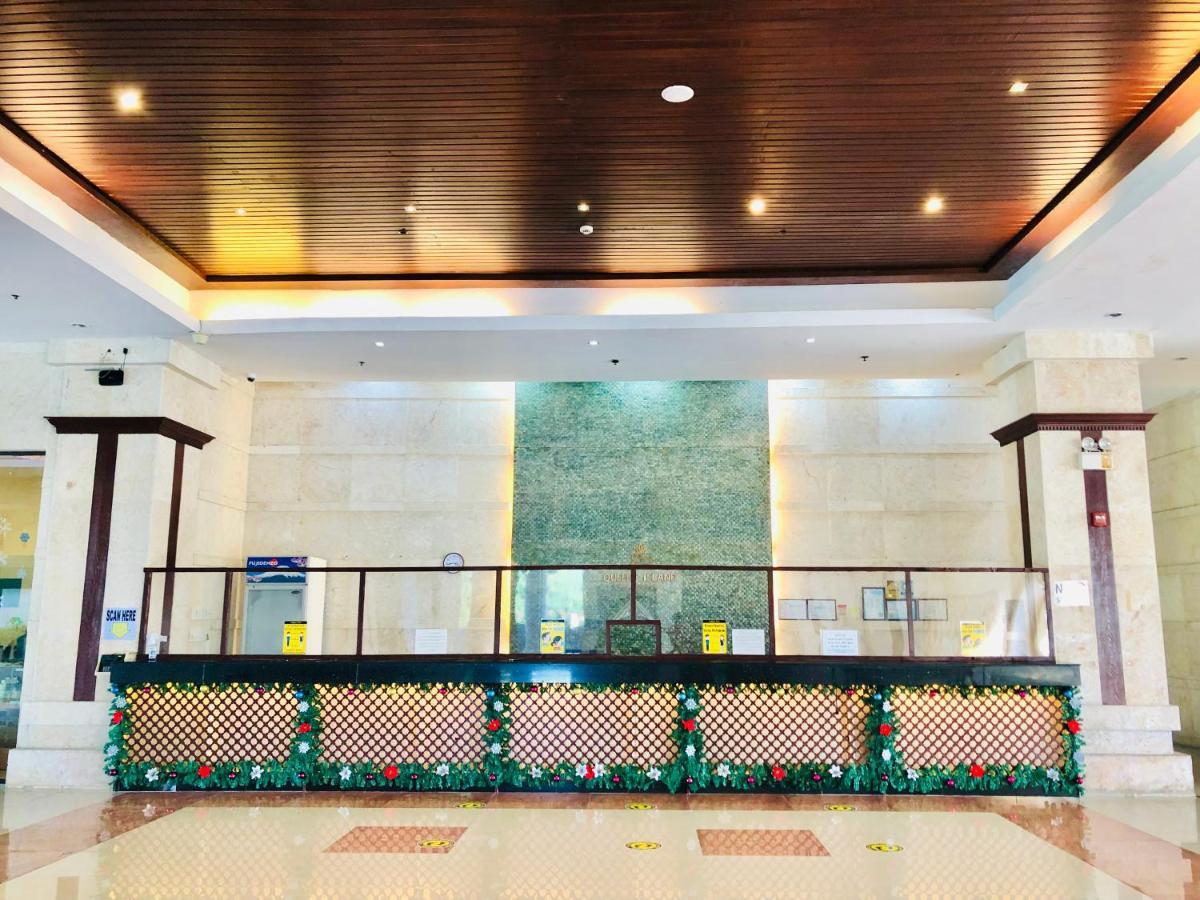 ควีนส์ ไอส์แลนด์ กอล์ฟ แอนด์ วิลเลจ Hotel Medellin ภายนอก รูปภาพ